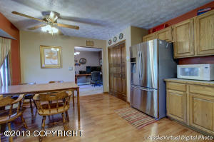 10850 Kosina Cir, Eagle River, AK 99577 photo 12