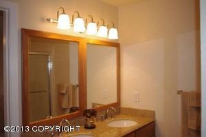8401 E 11th Ct, Anchorage, AK 99504 photo 9