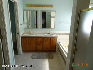 7502 Setter Dr, Anchorage, AK 99502 photo 23