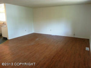 3524 E 17th Ave, Anchorage, AK 99508 photo 5