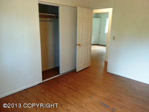 3524 E 17th Ave, Anchorage, AK 99508 photo 9