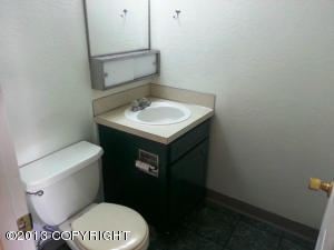 3524 E 17th Ave, Anchorage, AK 99508 photo 18
