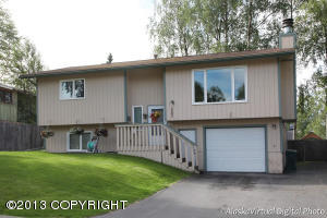 8410 E 11th Ct, Anchorage, AK 99504 photo 1
