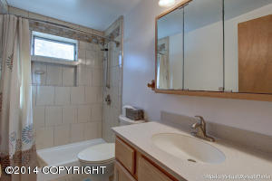 7110 E 17th Ave, Anchorage, AK 99504 photo 13