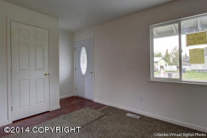 3514 E 17th Ave, Anchorage, AK 99504 photo 5