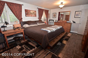 7601 Evander Dr, Anchorage, AK 99518 photo 10