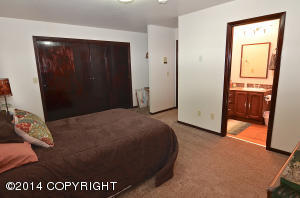 7601 Evander Dr, Anchorage, AK 99518 photo 15