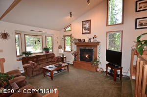 7601 Evander Dr, Anchorage, AK 99518 photo 4