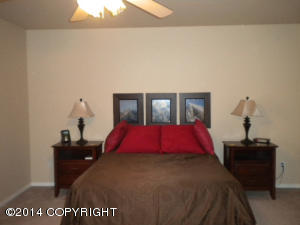 19617 Highland Ridge Dr, Eagle River, AK 99577 photo 2
