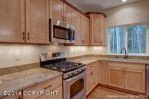 13450 Charmley Cir, Eagle River, AK 99577 photo 4