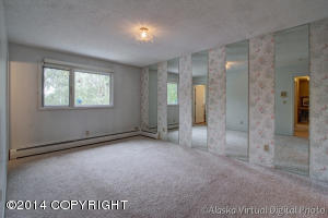 5216 E 42nd Ave, Anchorage, AK 99508 photo 20