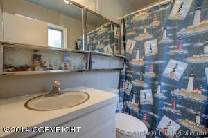 5216 E 42nd Ave, Anchorage, AK 99508 photo 23
