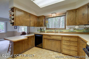 5216 E 42nd Ave, Anchorage, AK 99508 photo 15