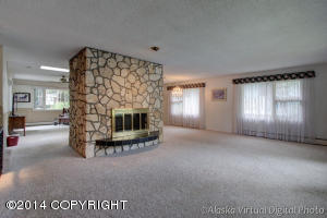 5216 E 42nd Ave, Anchorage, AK 99508 photo 5