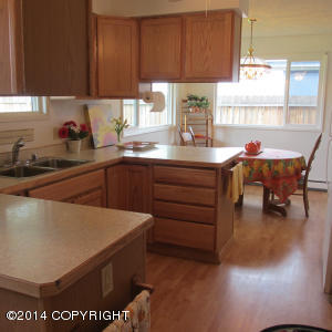 6043 E 22nd Ave, Anchorage, AK 99504 photo 8
