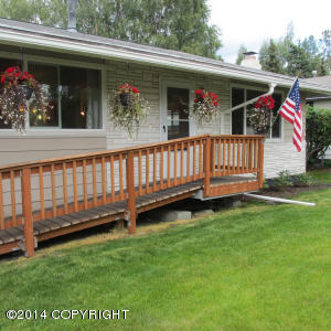 6043 E 22nd Ave, Anchorage, AK 99504 photo 3
