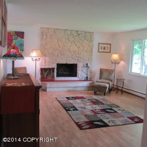 6043 E 22nd Ave, Anchorage, AK 99504 photo 1