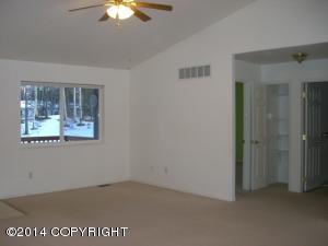 760 E Agate Ln, Wasilla, AK 99654 photo 3