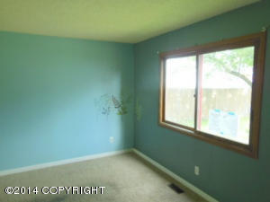248 Fall Leaf Cir, Anchorage, AK 99504 photo 14