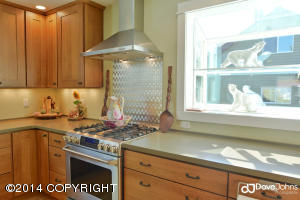 1136 E St, Anchorage, AK 99501 photo 6