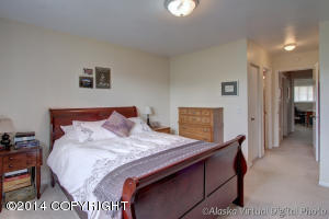 2104 Dawnlight Ct, Anchorage, AK 99501 photo 18
