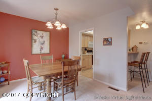 2104 Dawnlight Ct, Anchorage, AK 99501 photo 10