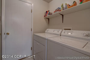 2104 Dawnlight Ct, Anchorage, AK 99501 photo 15