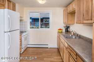 2410 E 27th Ave, Anchorage, AK 99508 photo 6