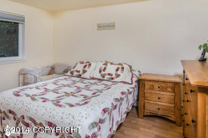 2410 E 27th Ave, Anchorage, AK 99508 photo 9