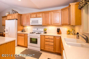 10455 Stewart Dr, Eagle River, AK 99577 photo 11