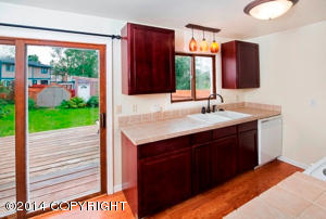 244 Creekside St, Anchorage, AK 99504 photo 8