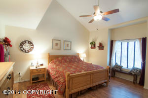 13810 Vasili Dr, Eagle River, AK 99577 photo 9