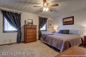 12227 Keystone Pl, Eagle River, AK 99577 photo 13