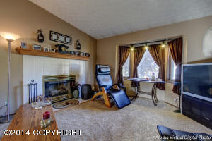 12227 Keystone Pl, Eagle River, AK 99577 photo 4