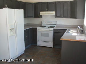 16446 Davis St, Eagle River, AK 99577 photo 3