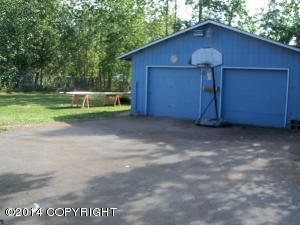 16446 Davis St, Eagle River, AK 99577 photo 2