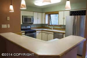 5010 Seton Cir, Anchorage, AK 99508 photo 9
