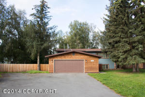 5010 Seton Cir, Anchorage, AK 99508 photo 2