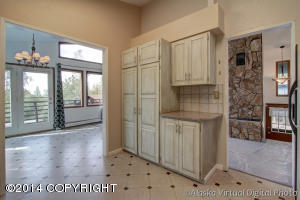 18315 Tedrow Cir, Eagle River, AK 99577 photo 6