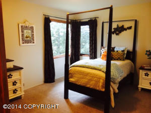 9821 Saaya Cir, Eagle River, AK 99577 photo 12
