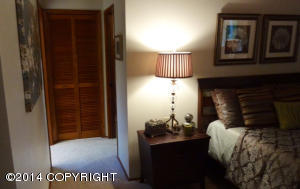 9821 Saaya Cir, Eagle River, AK 99577 photo 6