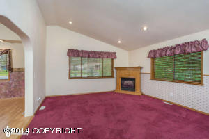 16731 Marcus St, Eagle River, AK 99577 photo 4