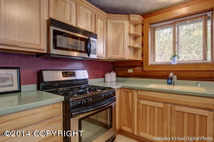 21642 Bear View Pl, Chugiak, AK 99567 photo 4