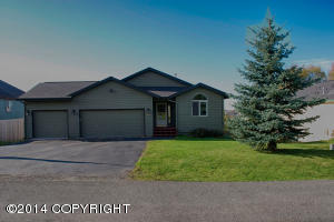 8934 Claridge Pl, Anchorage, AK 99507 photo 1