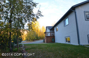 22950 Skyview Ave, Chugiak, AK 99567 photo 4