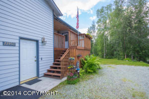 22950 Skyview Ave, Chugiak, AK 99567 photo 5