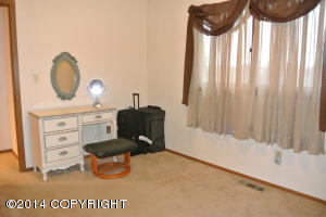 8170 Evans Cir, Anchorage, AK 99507 photo 11