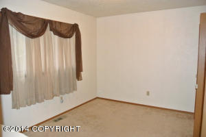 8170 Evans Cir, Anchorage, AK 99507 photo 13
