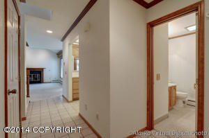 6507 Cimarron Cir, Anchorage, AK 99504 photo 5