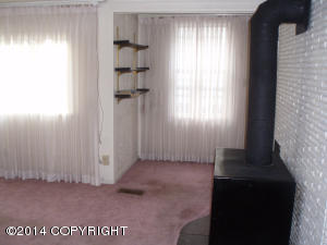 1528 E St, Anchorage, AK 99501 photo 3